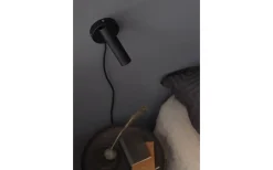 Slender Vägglampa Svartstruktur/Mässing