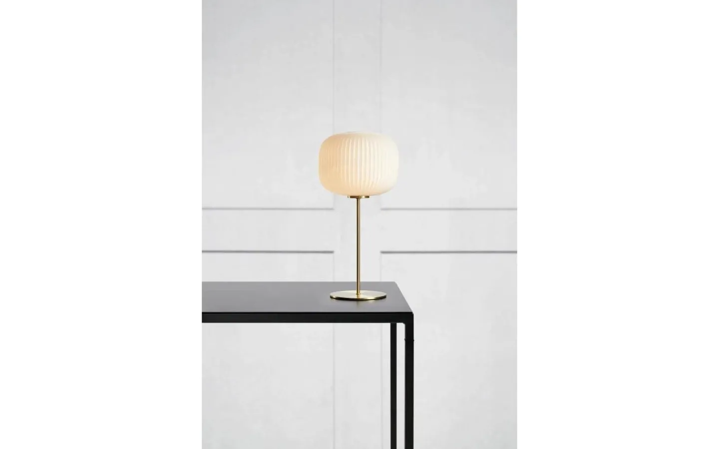 Sovrum|Bordslampor<Markslojd Sober Bordslampa 50cm Vit/Mässing