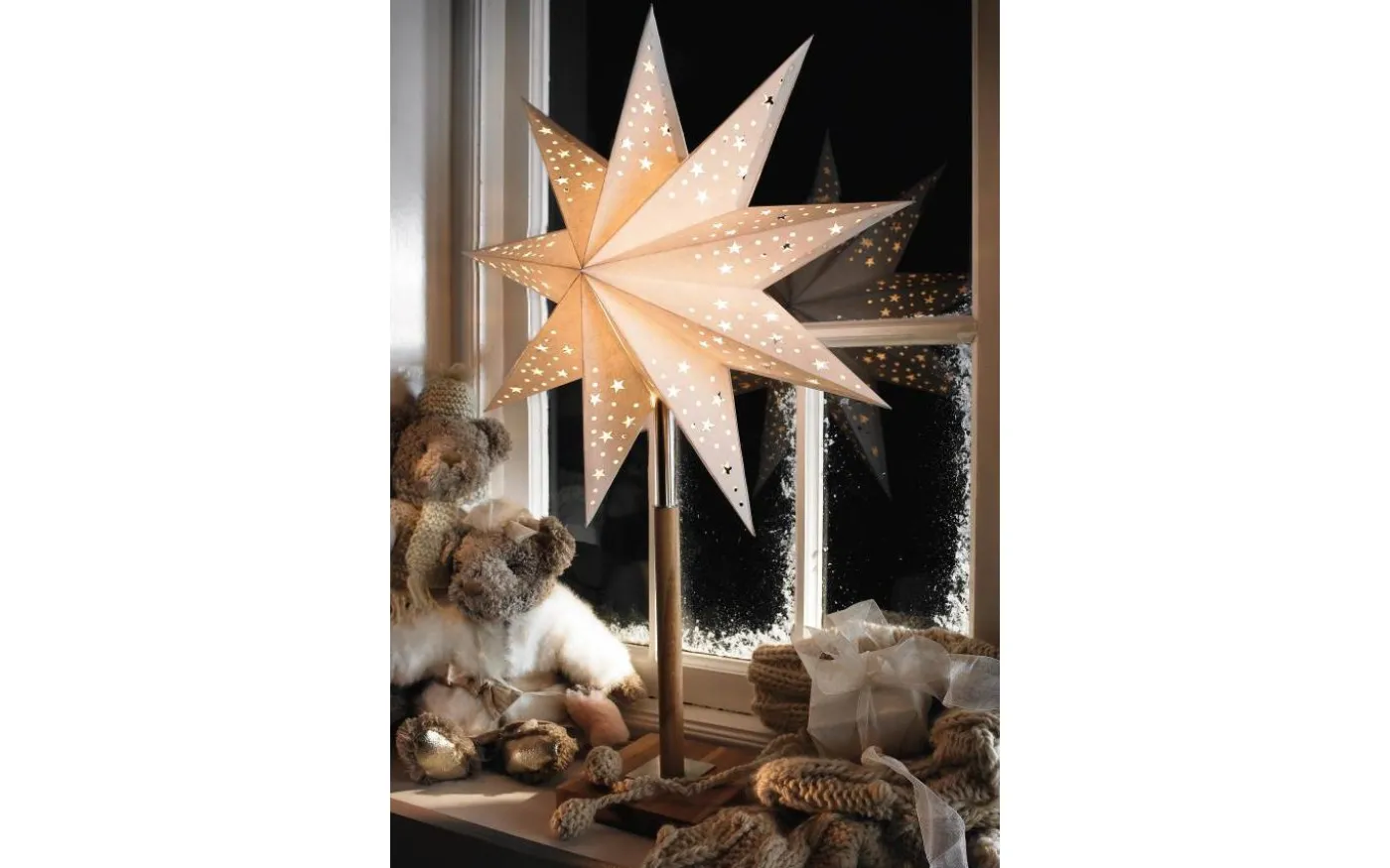 Solvalla Julstjärna på Fot 65cm Vit/Ek