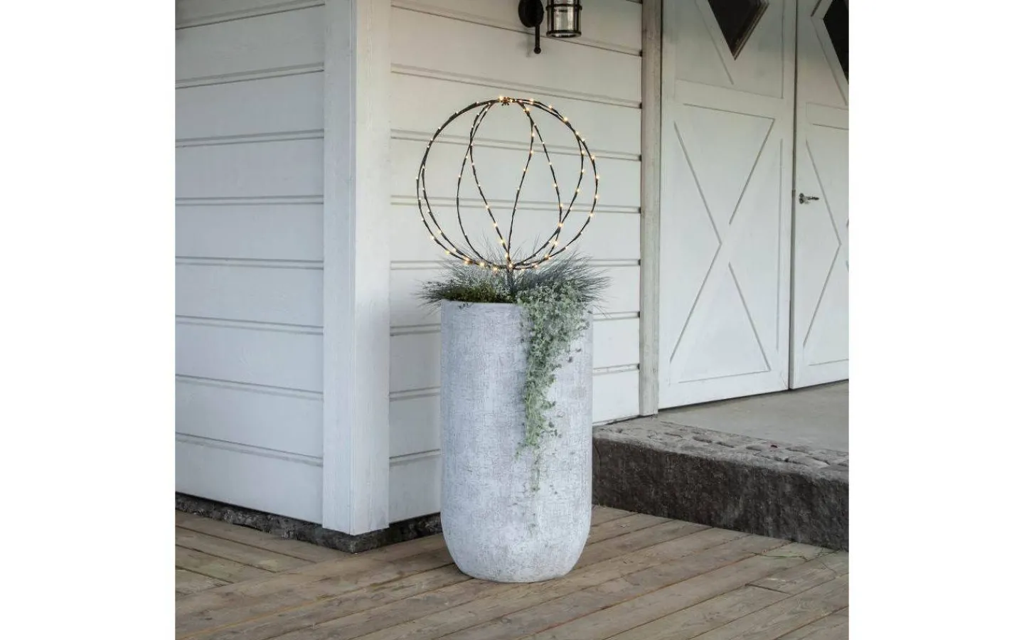 Utomhusdekorationer<Star Trading Sphere Batteridriven Utomhusdekoration 64cm Svart