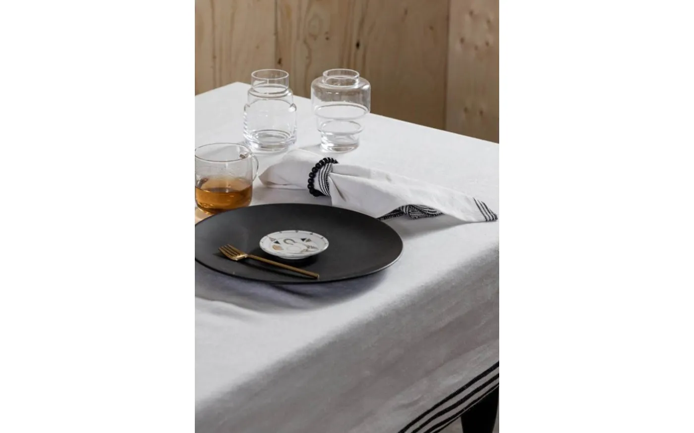 Stenhild Bordsduk Vit 150x300 cm