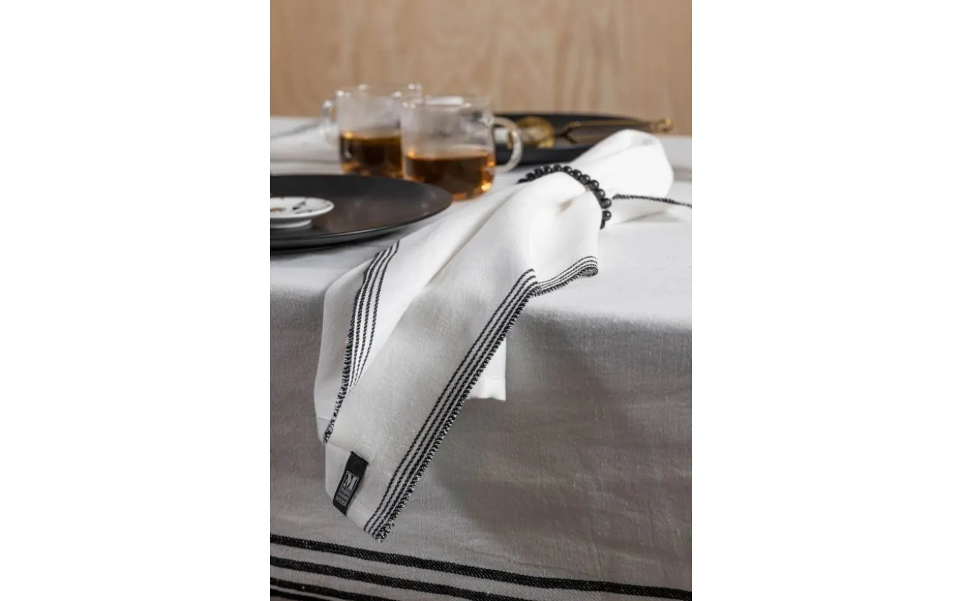 Stenhild Bordsduk Vit 150x300 cm