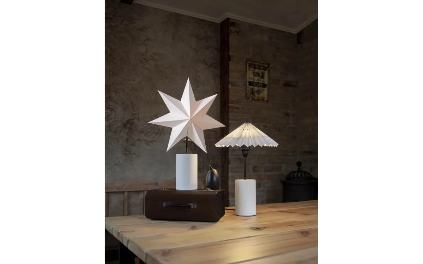 Star Trading Stila Bordslampa med Stjärna & Skärm* Julstjärnor På Fot|Bordslampor