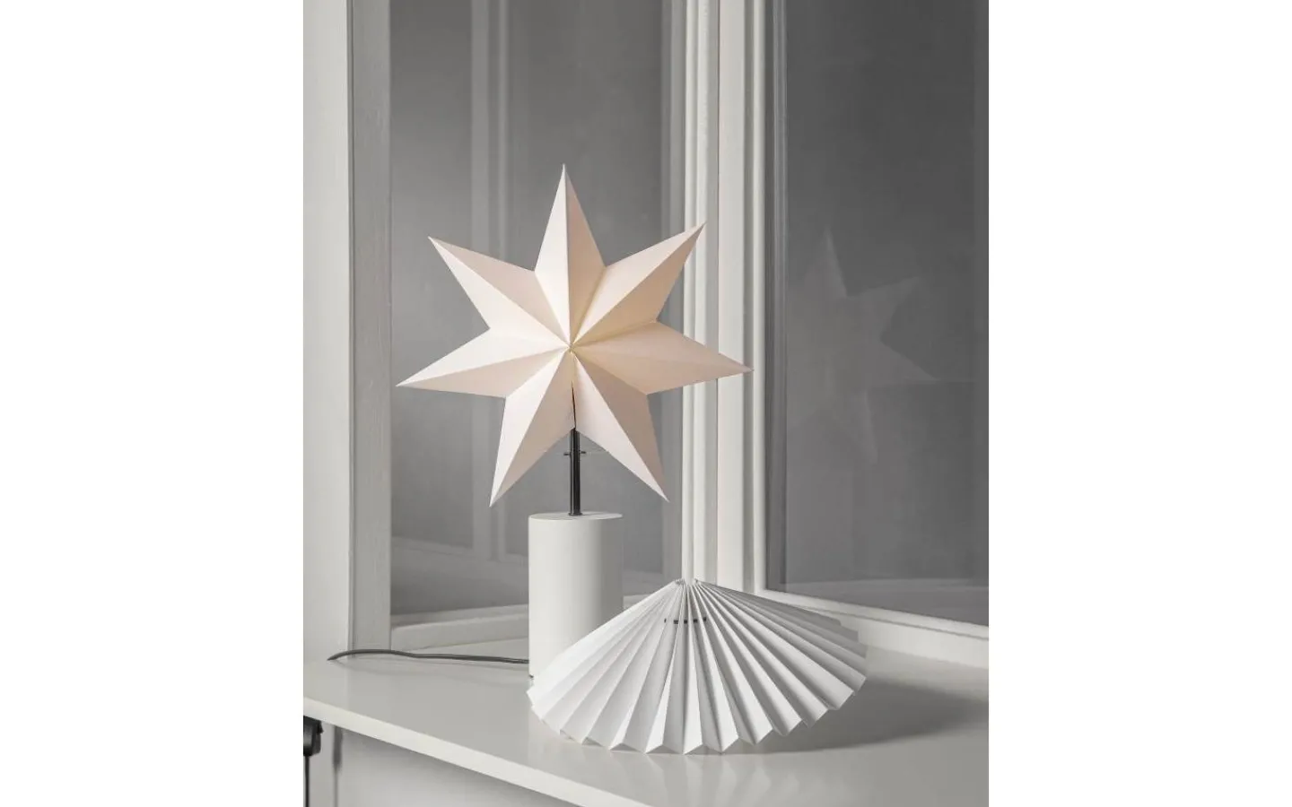 Star Trading Stila Bordslampa med Stjärna & Skärm* Julstjärnor På Fot|Bordslampor