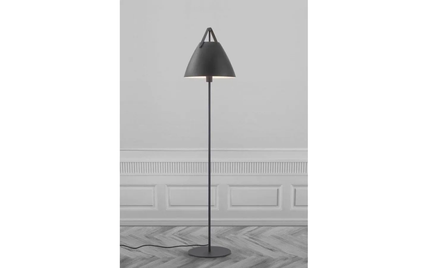 Design for the people Strap Golvlampa 154cm Svart* Golvlampor