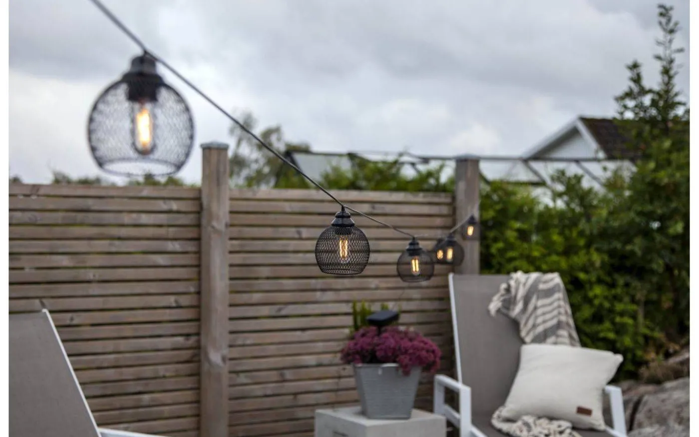 Sunlight Solcellsdriven Ljusslinga 7m Svart