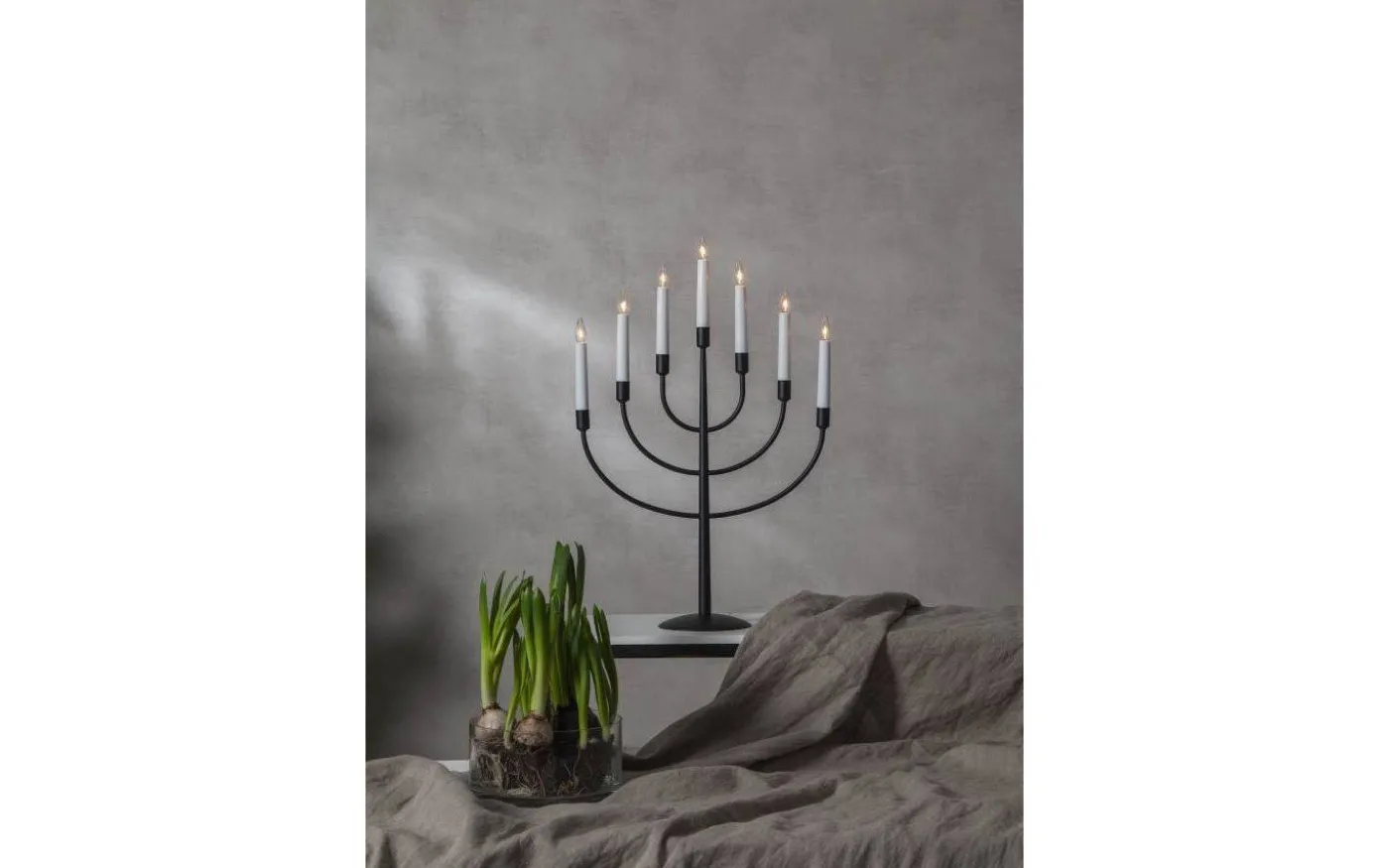 Titus Adventsljusstake LED 59cm Svart