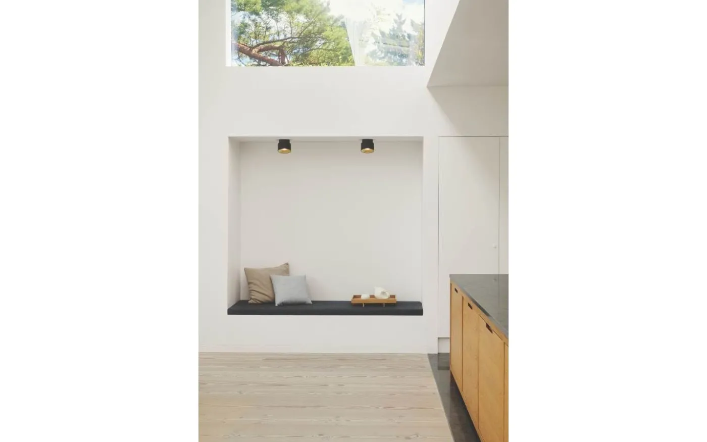 Torone Takspotlight 14cm Svart