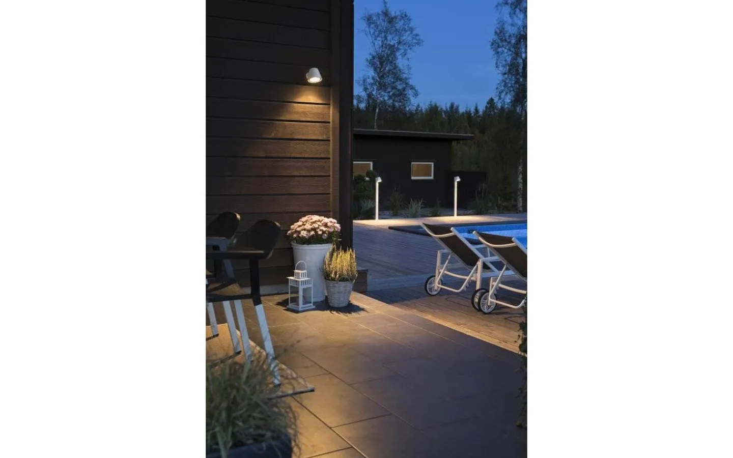 Vägglampor Utomhus<Konstsmide Trieste Vägglykta Vit IP44