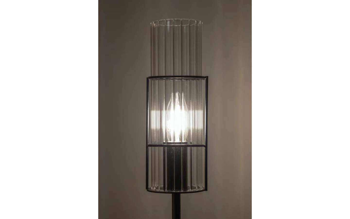 Vardagsrum|Bordslampor<Markslojd Tubo Bordslampa 65cm Svart/Klar