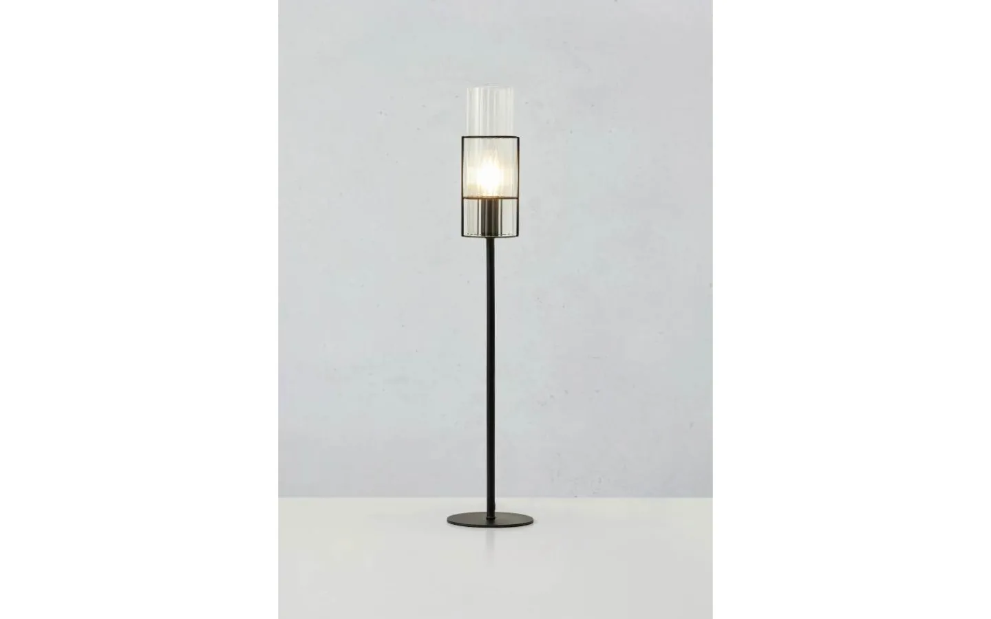 Vardagsrum|Bordslampor<Markslojd Tubo Bordslampa 65cm Svart/Klar