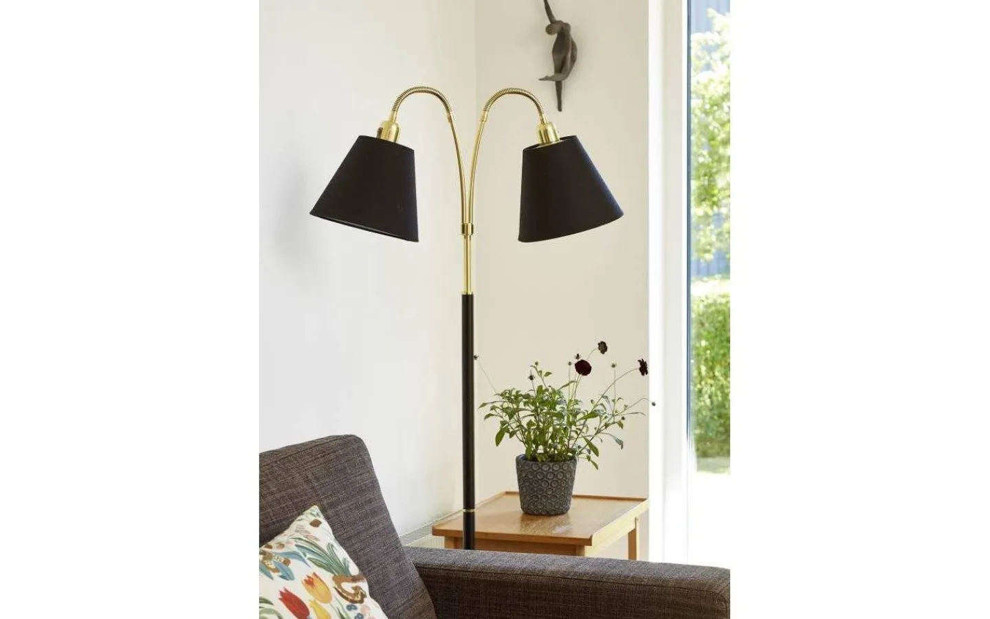 ArmaturHantverk Tullgarn Golvfot 148cm 2L Mässing/Svart* Klassiska Golvlampor|Golvfötter