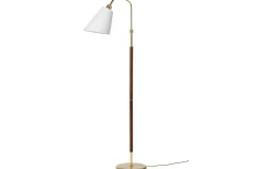 Klassiska Golvlampor|Golvfötter<ArmaturHantverk Tullgarn Golvfot 148cm Mässing/Valnöt