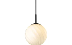 Fönsterlampor<Halo Design Twist Fönsterlampa Ø15cm Opal/Svart