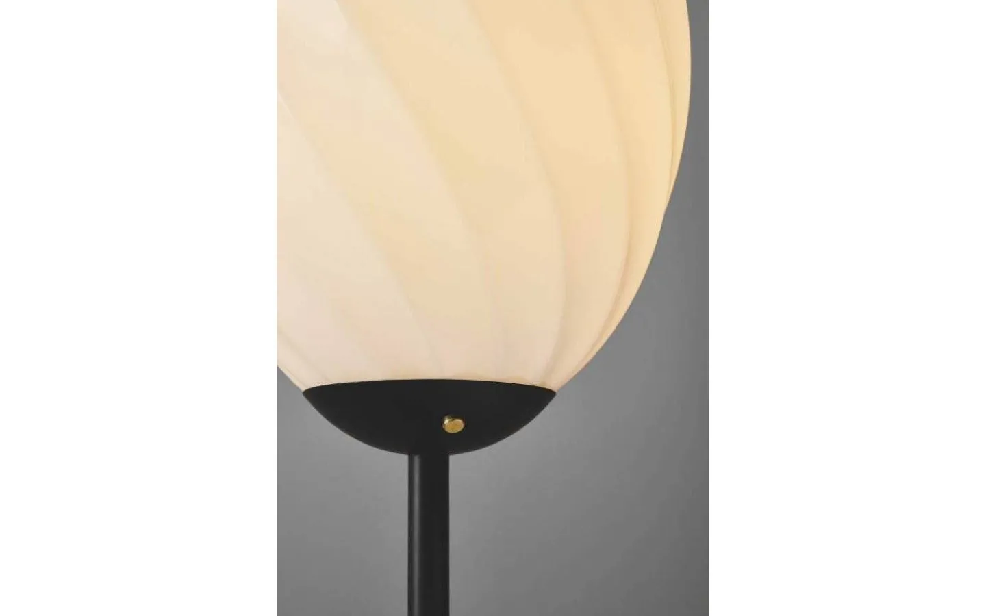 Halo Design Twist Golvlampa 145cm Svart/Opal* Golvlampor