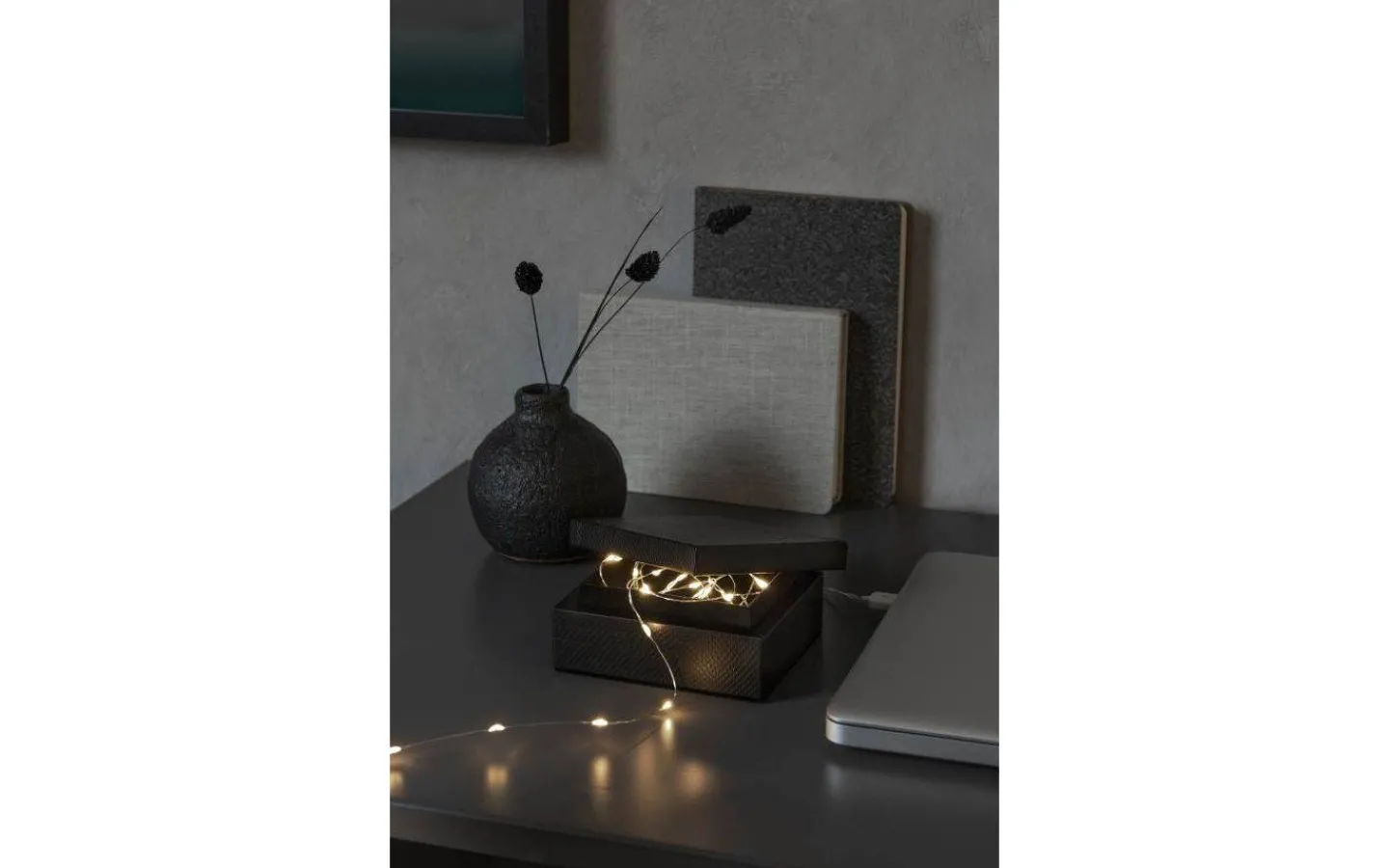 Julpynt Inomhus<Konstsmide USB Ljusslinga 4,95m Varmvit