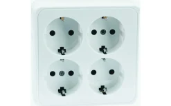 Vägguttag Gamma, utanpåliggande 4-vägs med jord