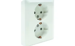 Strömställare/Vägguttag<Malmbergs Vägguttag GAMMA, 2-vägs med jord