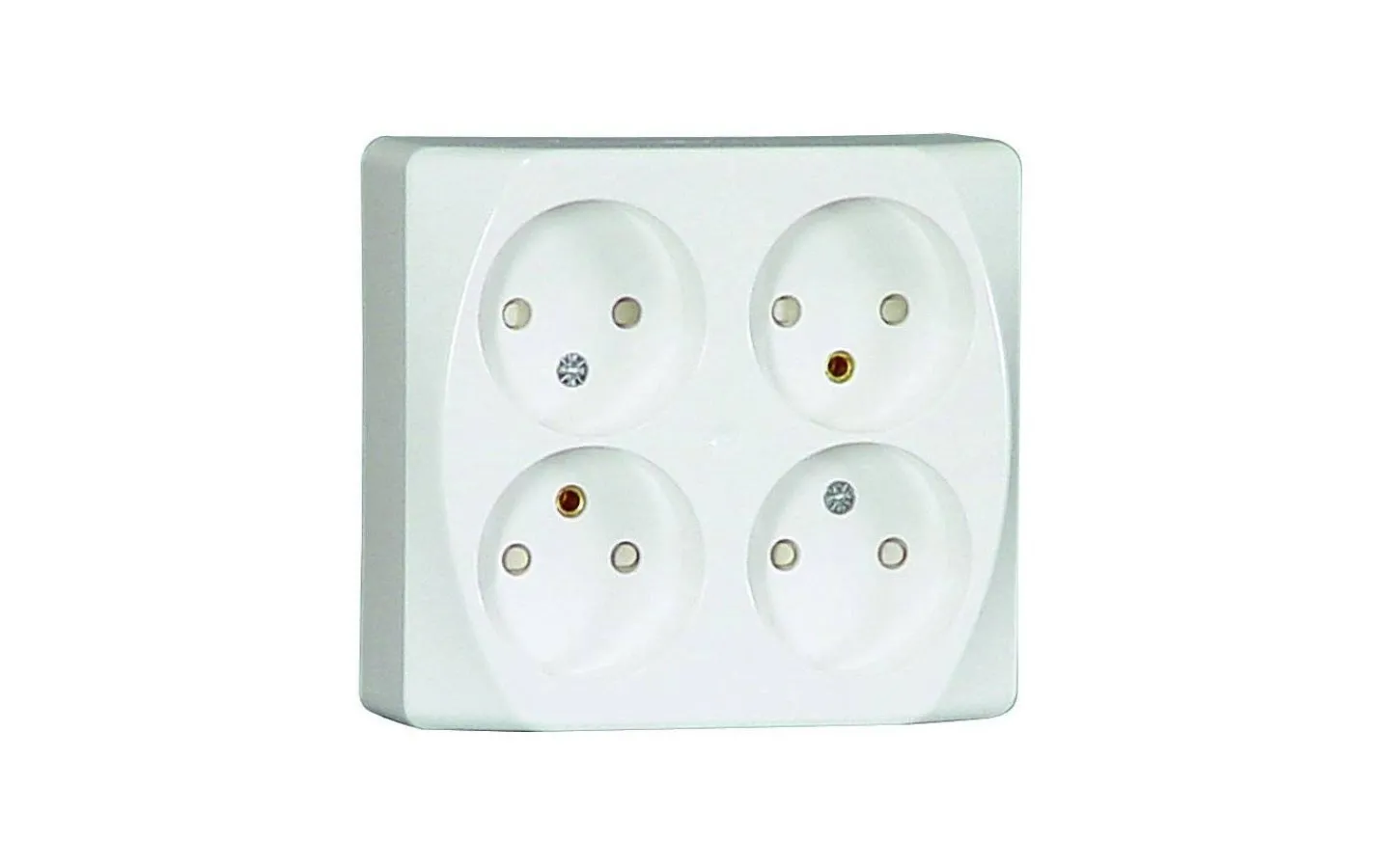 Malmbergs Vägguttag Nova, 4-vägs Ojordat Vit* Strömbrytare & Vägguttag