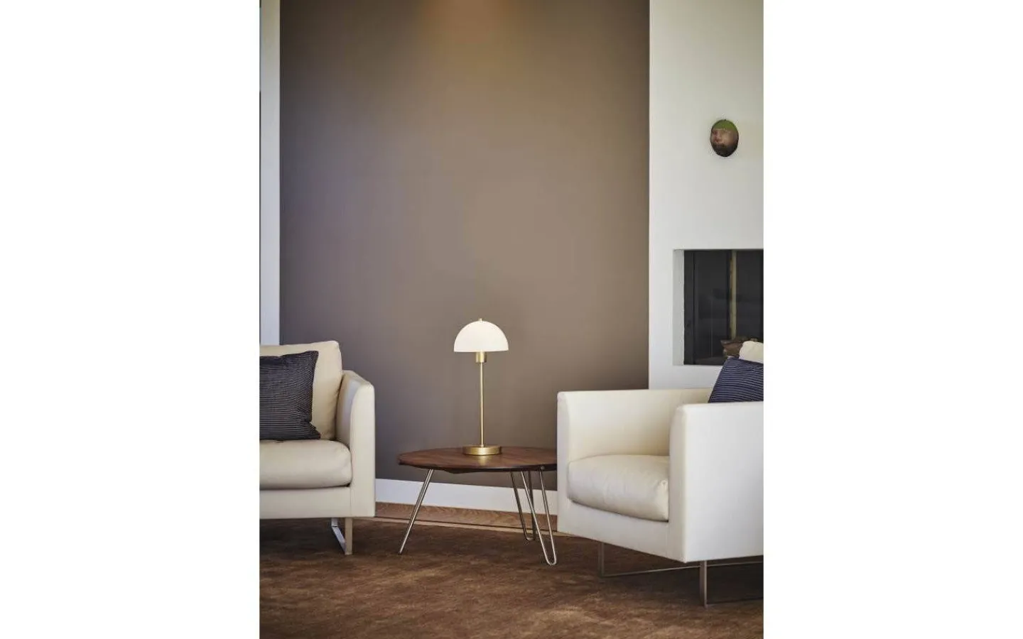 Herstal Vienda Bordslampa 47cm Mässing/Vit* Vardagsrum|Sovrum