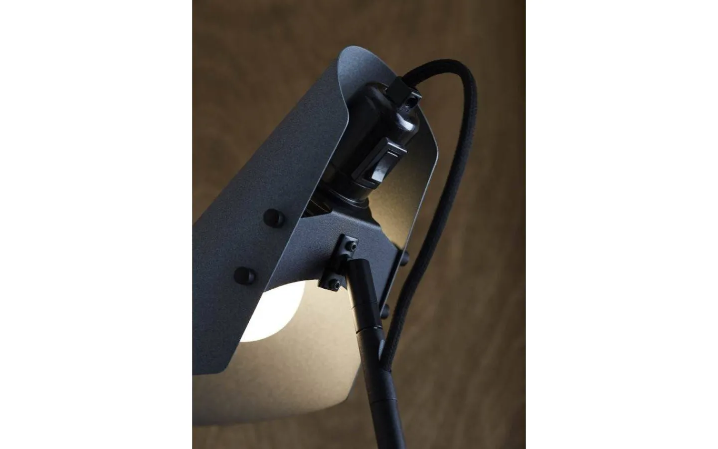 Belid Vincent Golvlampa 146cm Betongstruktur/Svartstruktur* Golvläslampor