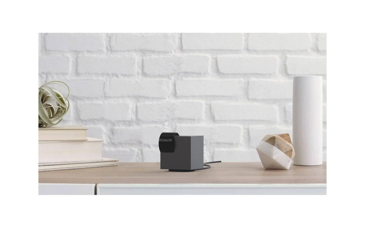 Malmbergs Wi-Fi Smart Övervakningskamera rörlig 1080p* Malmbergs Smart Home