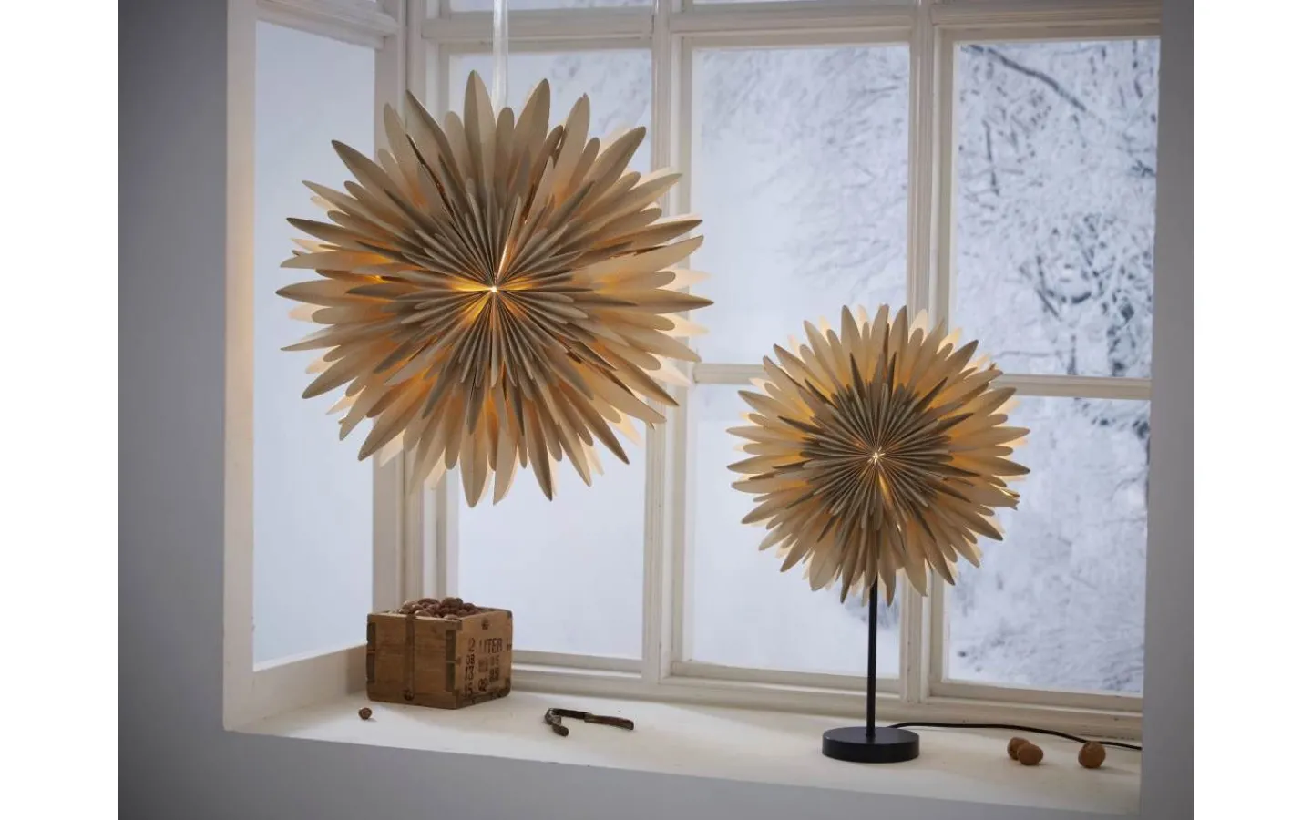 Exklusiva Pappersstjärnor|Visa Alla Julstjärnor<Star Trading Winter Julstjärna på Fot 62cm Beige