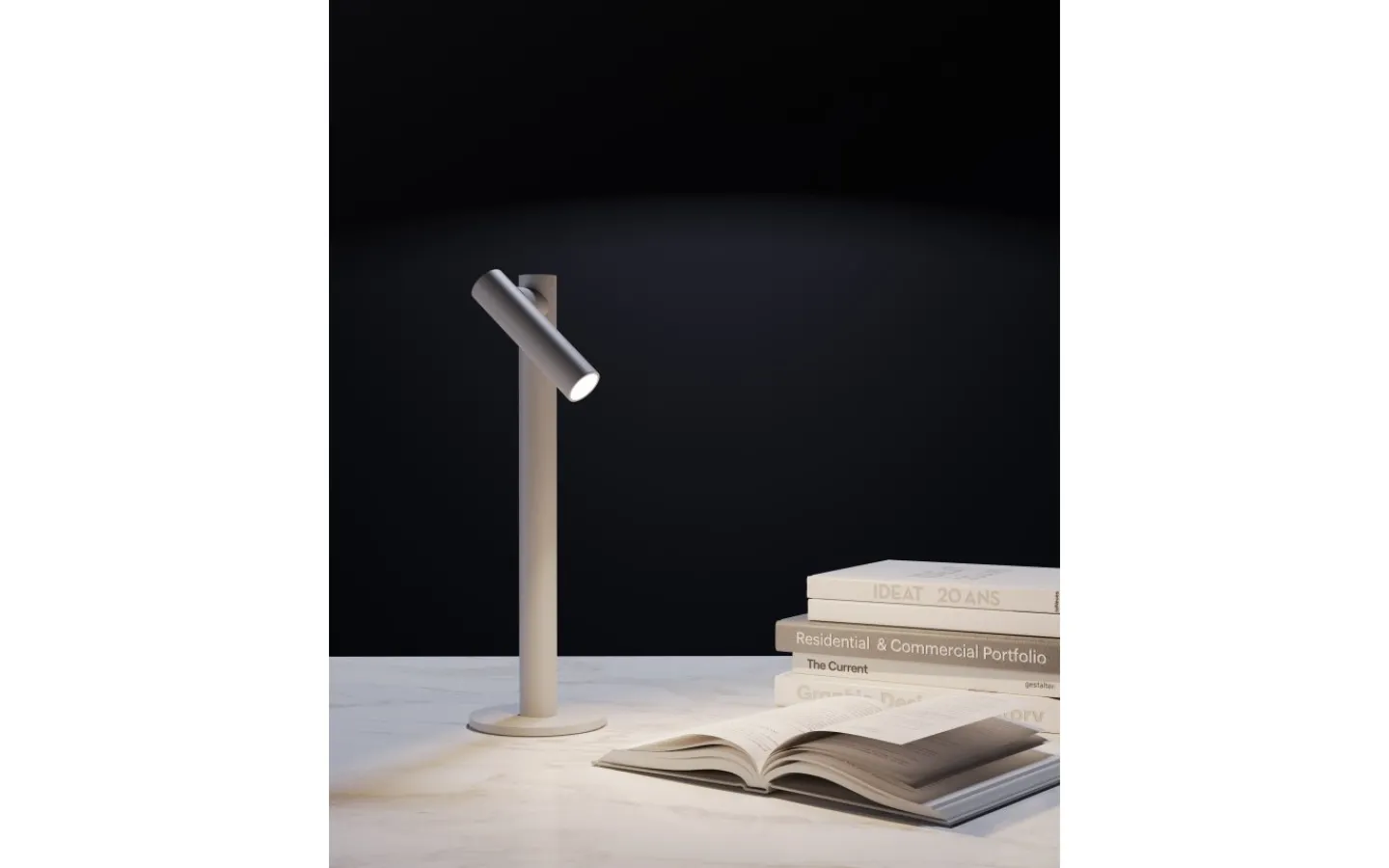 Ubiqua Lighting Zoom Desk Batterilampa 36cm 3000K Sand IP54* Allmänbelysning|Uppladdningsbara Lampor Utomhus